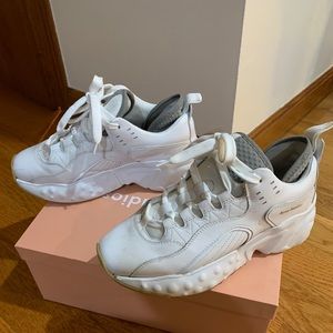 Acne Studio manhattan sneaker in size 37